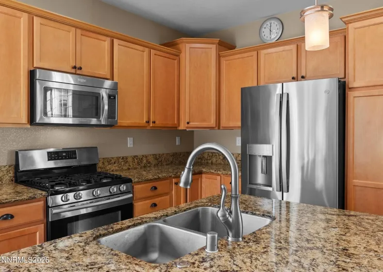 5425 Energystone, Sparks, Nevada 89436, 3 Bedrooms Bedrooms, ,2 BathroomsBathrooms,Residential,Residential,Energystone,0,260009106