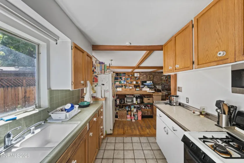 1870 Alexander Hamilton, Reno, Nevada 89509, 4 Bedrooms Bedrooms, ,2 BathroomsBathrooms,Residential,Residential,Alexander Hamilton,0,260009114