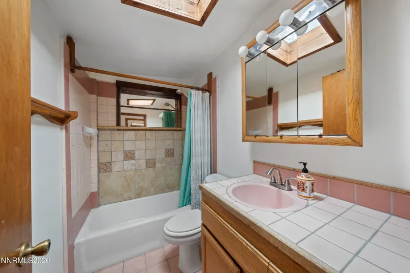 1870 Alexander Hamilton, Reno, Nevada 89509, 4 Bedrooms Bedrooms, ,2 BathroomsBathrooms,Residential,Residential,Alexander Hamilton,0,260009114