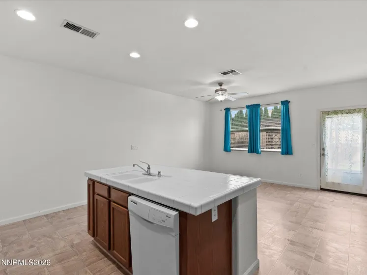 7208 Rutherford, Reno, Nevada 89506, 3 Bedrooms Bedrooms, ,2 BathroomsBathrooms,Residential,Residential,Rutherford,0,260009115