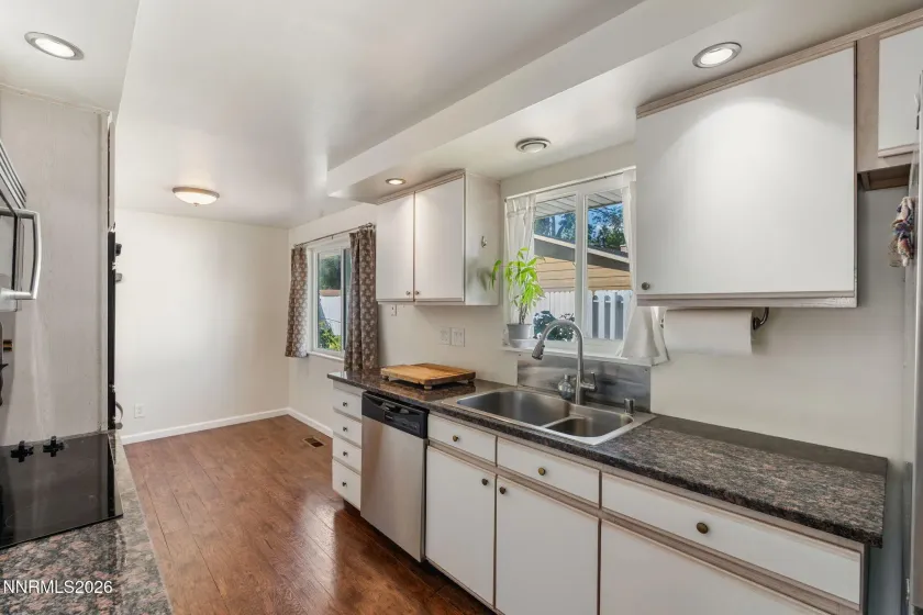 3305 Idlewild, Reno, Nevada 89509, 3 Bedrooms Bedrooms, ,2 BathroomsBathrooms,Residential,Residential,Idlewild,0,260009119