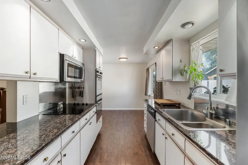 3305 Idlewild, Reno, Nevada 89509, 3 Bedrooms Bedrooms, ,2 BathroomsBathrooms,Residential,Residential,Idlewild,0,260009119
