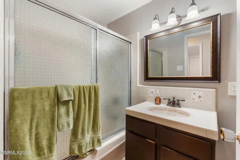 3305 Idlewild, Reno, Nevada 89509, 3 Bedrooms Bedrooms, ,2 BathroomsBathrooms,Residential,Residential,Idlewild,0,260009119