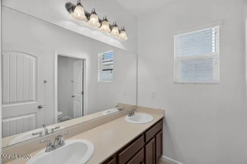 1870 Wind Walker, Reno, Nevada 89521, 4 Bedrooms Bedrooms, ,3 BathroomsBathrooms,Residential,Residential,Wind Walker,0,260009121