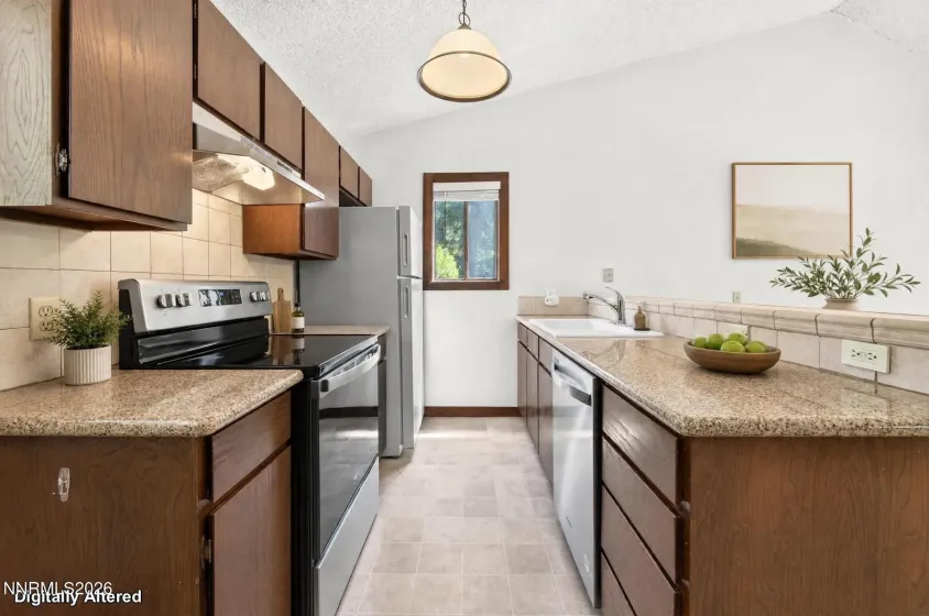 811 Southwood, Incline Village, Nevada 89451, 2 Bedrooms Bedrooms, ,2 BathroomsBathrooms,Residential,Residential,Southwood,0,260009122