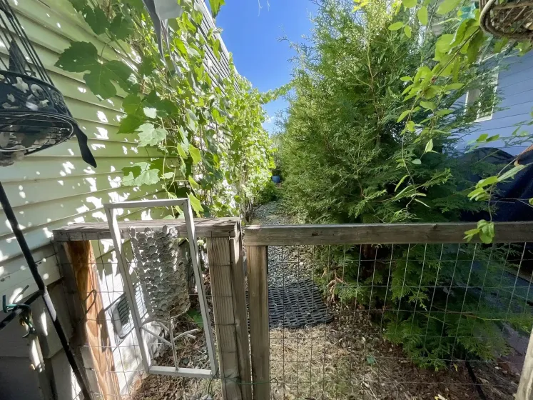 221 Gold Hill Drive, Carson City, Nevada 89706, 2 Bedrooms Bedrooms, 12 Rooms Rooms,2 BathroomsBathrooms,Manufactured,Residential,Gold Hill,0,260009124