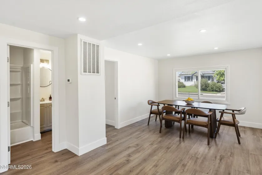 1745 I, Sparks, Nevada 89431, 3 Bedrooms Bedrooms, ,2 BathroomsBathrooms,Residential,Residential,I,0,260009137