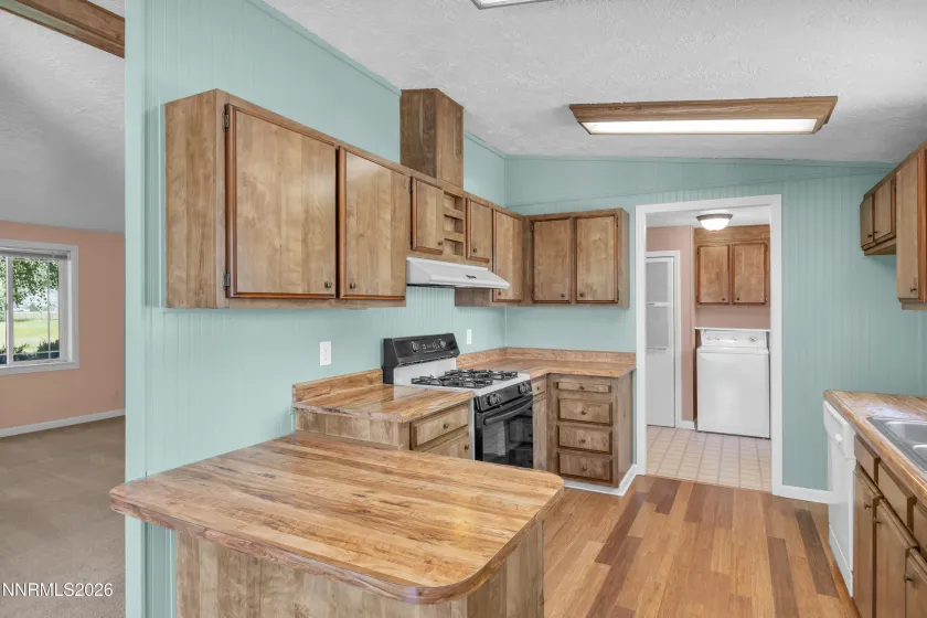 2699 U.S. N Highway 395, Minden, Nevada 89423, 3 Bedrooms Bedrooms, ,2 BathroomsBathrooms,Residential,Residential,U.S. N Highway 395,0,260009139