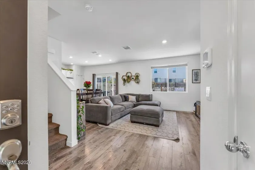 8744 Scenic Sky, Reno, Nevada 89506, 3 Bedrooms Bedrooms, ,3 BathroomsBathrooms,Residential,Residential,Scenic Sky,0,260009142