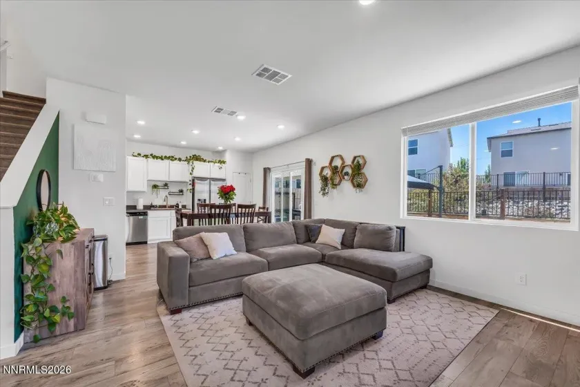 8744 Scenic Sky, Reno, Nevada 89506, 3 Bedrooms Bedrooms, ,3 BathroomsBathrooms,Residential,Residential,Scenic Sky,0,260009142