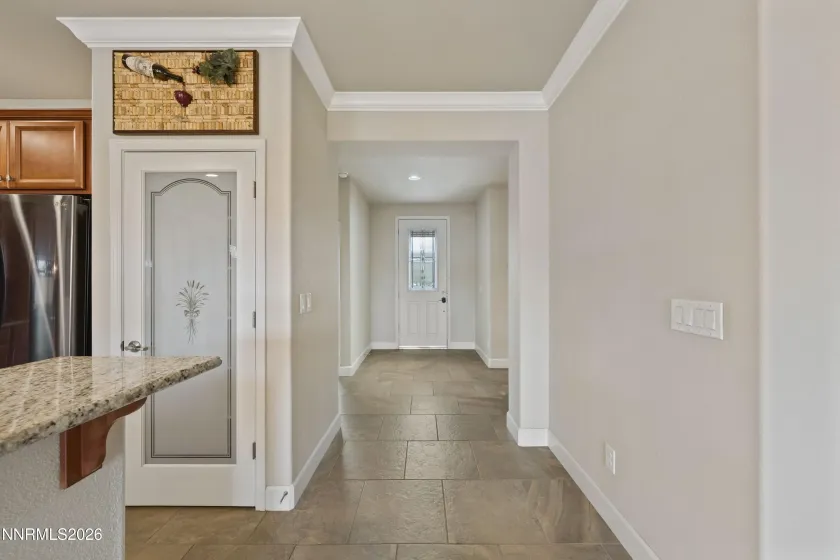 entryway/foyer