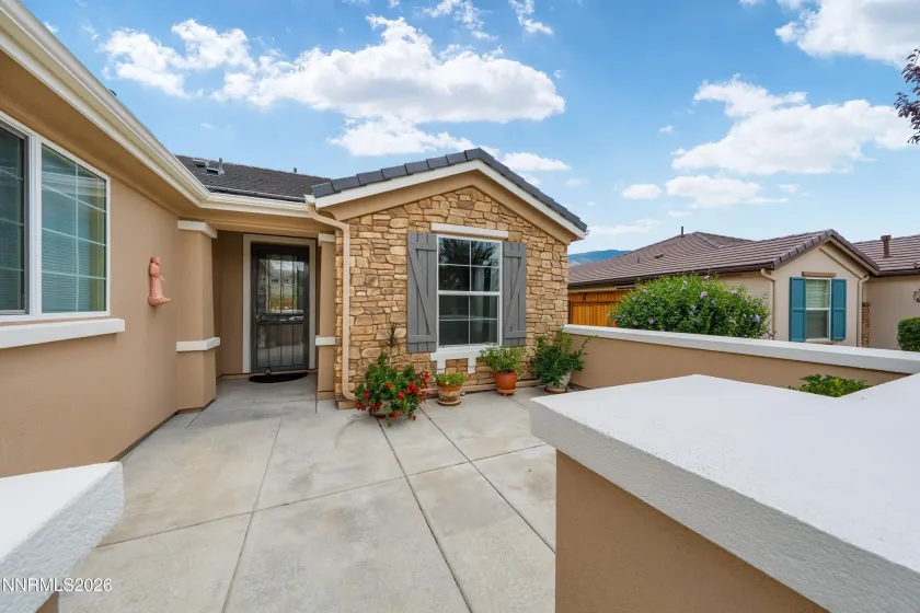 Front house courtyard