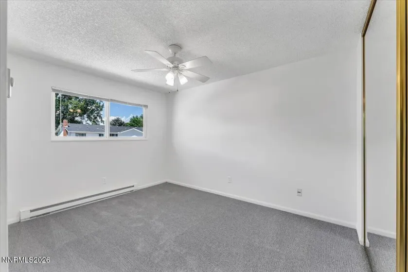 210 Smithridge, Reno, Nevada 89502, 2 Bedrooms Bedrooms, ,2 BathroomsBathrooms,Residential,Residential,Smithridge,0,260009146