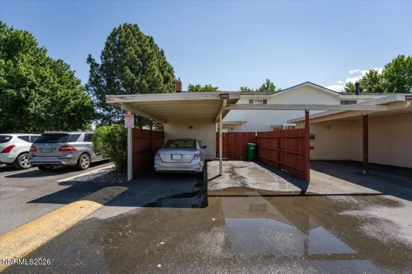 210 Smithridge, Reno, Nevada 89502, 2 Bedrooms Bedrooms, ,2 BathroomsBathrooms,Residential,Residential,Smithridge,0,260009146