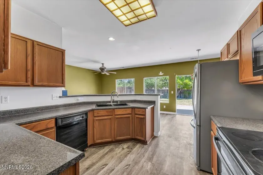9945 Sandhaven, Reno, Nevada 89506, 3 Bedrooms Bedrooms, ,2 BathroomsBathrooms,Residential,Residential,Sandhaven,0,260009149