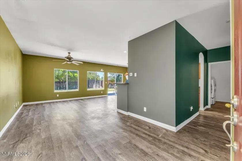 9945 Sandhaven, Reno, Nevada 89506, 3 Bedrooms Bedrooms, ,2 BathroomsBathrooms,Residential,Residential,Sandhaven,0,260009149