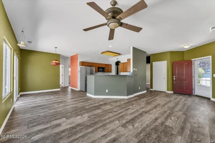 9945 Sandhaven, Reno, Nevada 89506, 3 Bedrooms Bedrooms, ,2 BathroomsBathrooms,Residential,Residential,Sandhaven,0,260009149