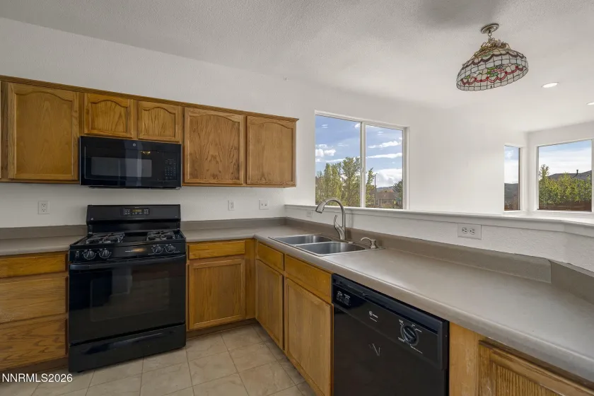 9690 Thornridge, Reno, Nevada 89506, 3 Bedrooms Bedrooms, ,2 BathroomsBathrooms,Residential,Residential,Thornridge,0,260009151