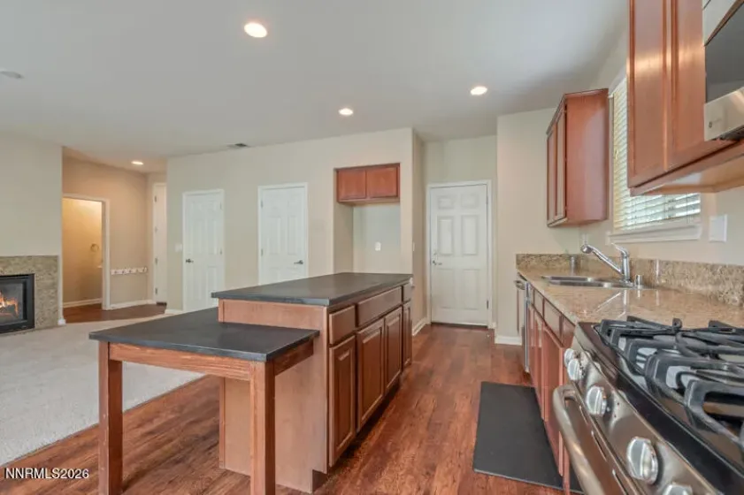 1052 Crown View, Reno, Nevada 89523, 3 Bedrooms Bedrooms, ,3 BathroomsBathrooms,Residential,Residential,Crown View,0,260009152