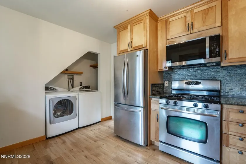 1061 Crow, South Lake Tahoe, California 96150, 2 Bedrooms Bedrooms, ,1 BathroomBathrooms,Residential,Residential,Crow,0,260009160