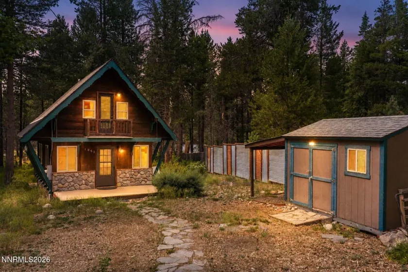 1061 Crow, South Lake Tahoe, California 96150, 2 Bedrooms Bedrooms, ,1 BathroomBathrooms,Residential,Residential,Crow,0,260009160