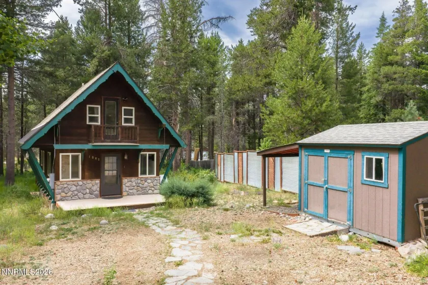 1061 Crow, South Lake Tahoe, California 96150, 2 Bedrooms Bedrooms, ,1 BathroomBathrooms,Residential,Residential,Crow,0,260009160