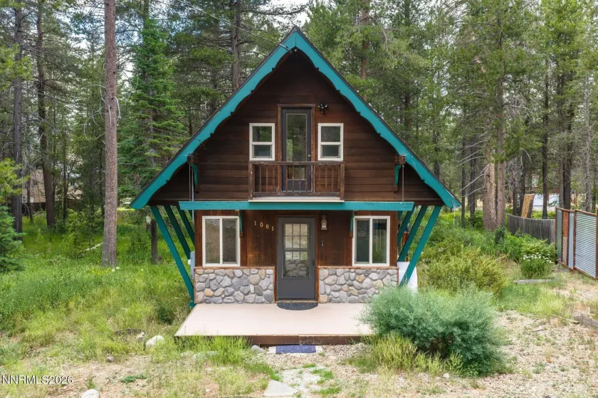 1061 Crow, South Lake Tahoe, California 96150, 2 Bedrooms Bedrooms, ,1 BathroomBathrooms,Residential,Residential,Crow,0,260009160