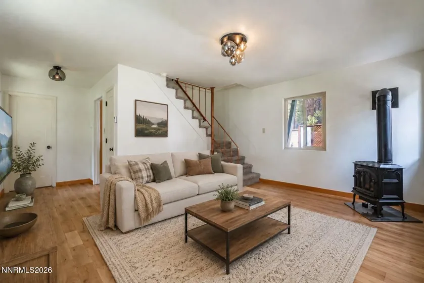 1061 Crow, South Lake Tahoe, California 96150, 2 Bedrooms Bedrooms, ,1 BathroomBathrooms,Residential,Residential,Crow,0,260009160