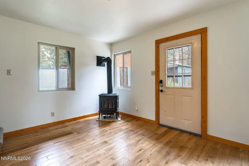 1061 Crow, South Lake Tahoe, California 96150, 2 Bedrooms Bedrooms, ,1 BathroomBathrooms,Residential,Residential,Crow,0,260009160