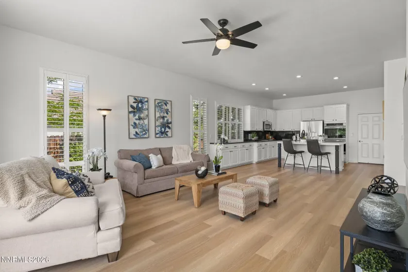 2711 Sun Chaser, Reno, Nevada 89511, 3 Bedrooms Bedrooms, ,3 BathroomsBathrooms,Residential,Residential,Sun Chaser,0,260009163