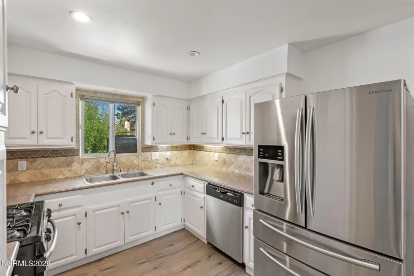 1406 La Loma, Carson City, Nevada 89701, 4 Bedrooms Bedrooms, ,3 BathroomsBathrooms,Residential,Residential,La Loma,0,260009168
