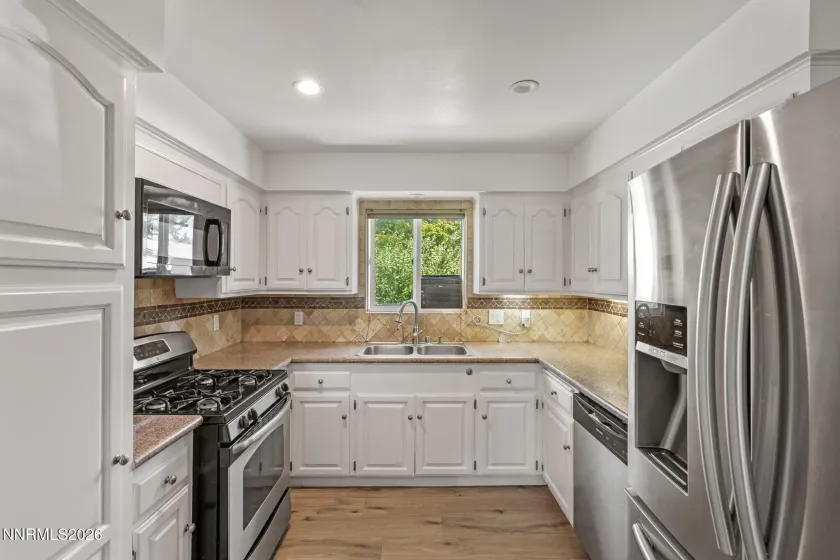 1406 La Loma, Carson City, Nevada 89701, 4 Bedrooms Bedrooms, ,3 BathroomsBathrooms,Residential,Residential,La Loma,0,260009168