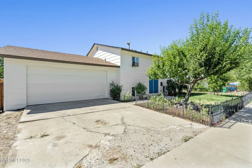 1406 La Loma, Carson City, Nevada 89701, 4 Bedrooms Bedrooms, ,3 BathroomsBathrooms,Residential,Residential,La Loma,0,260009168