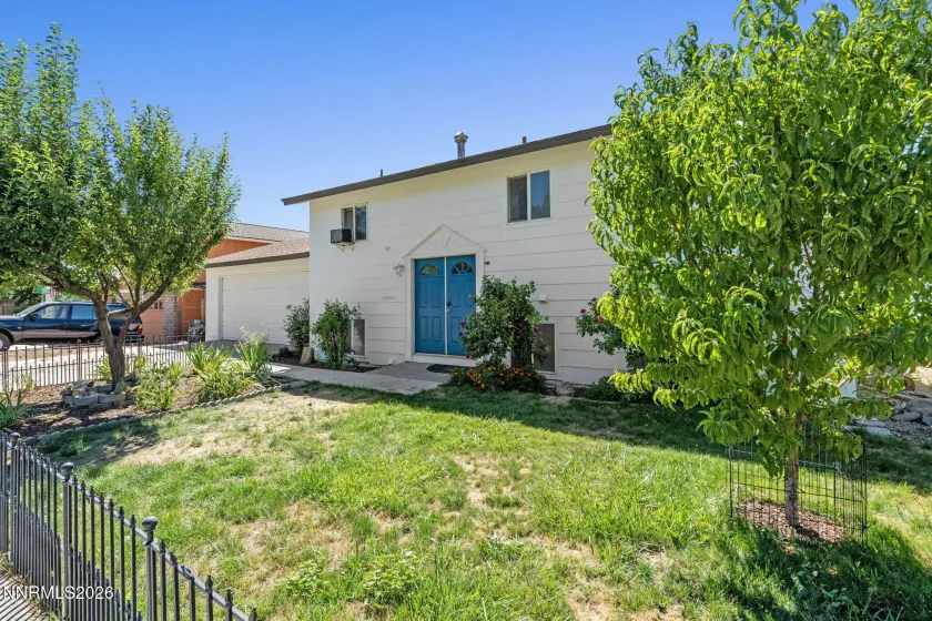 1406 La Loma, Carson City, Nevada 89701, 4 Bedrooms Bedrooms, ,3 BathroomsBathrooms,Residential,Residential,La Loma,0,260009168