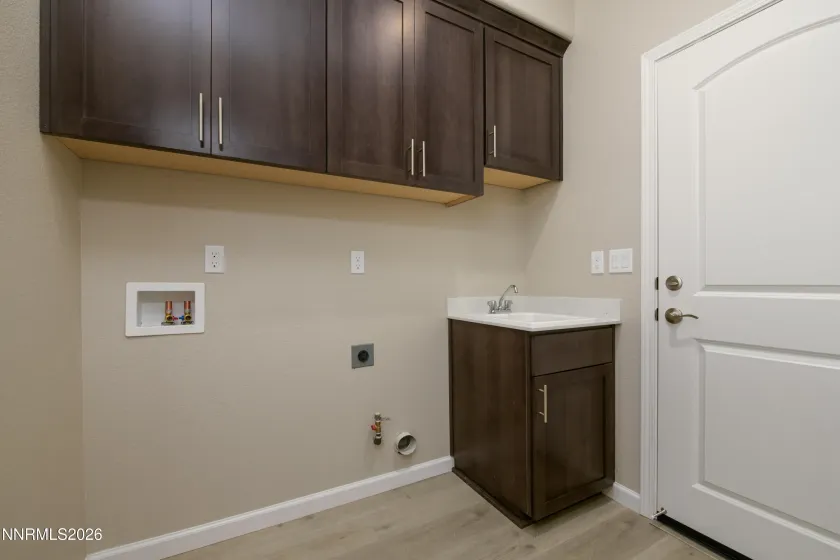 864 Furlong, Minden, Nevada 89423, 4 Bedrooms Bedrooms, ,3 BathroomsBathrooms,Residential,Residential,Furlong,0,260009171