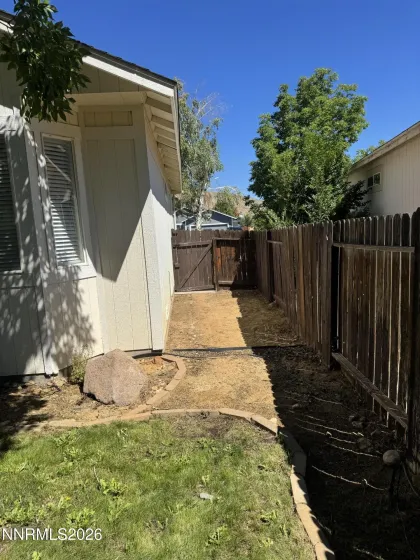 889 Meadow Vista, Carson City, Nevada 89705, 3 Bedrooms Bedrooms, ,2 BathroomsBathrooms,Residential,Residential,Meadow Vista,0,260009172