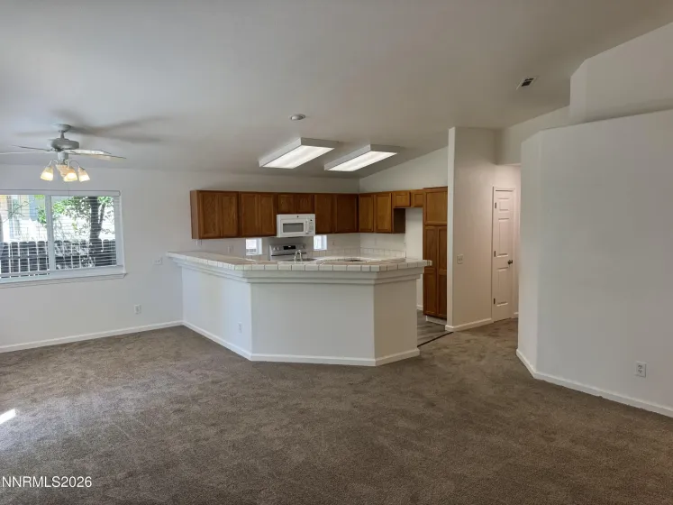 889 Meadow Vista, Carson City, Nevada 89705, 3 Bedrooms Bedrooms, ,2 BathroomsBathrooms,Residential,Residential,Meadow Vista,0,260009172