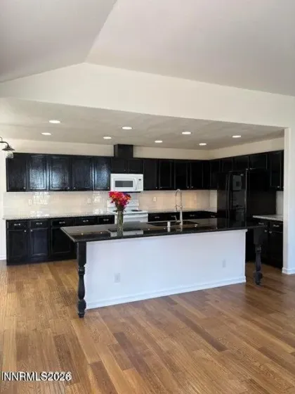 1086 Spoonbill, Sparks, Nevada 89441, 4 Bedrooms Bedrooms, ,2 BathroomsBathrooms,Residential,Residential,Spoonbill,0,260009173