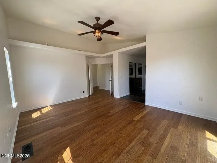 1086 Spoonbill, Sparks, Nevada 89441, 4 Bedrooms Bedrooms, ,2 BathroomsBathrooms,Residential,Residential,Spoonbill,0,260009173