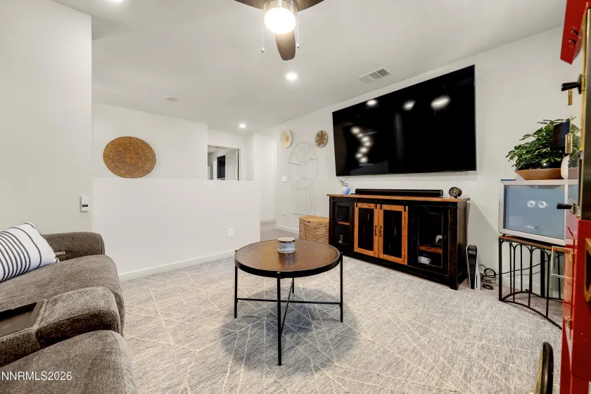 110 Explorer, Reno, Nevada 89506, 4 Bedrooms Bedrooms, ,3 BathroomsBathrooms,Residential,Residential,Explorer,0,260009175