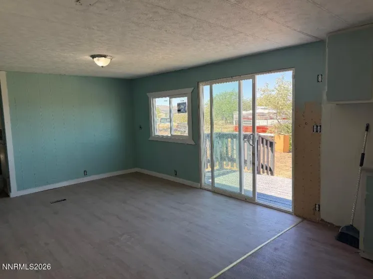 7656 Springfield, Silver Springs, Nevada 89429, 3 Bedrooms Bedrooms, ,2 BathroomsBathrooms,Residential,Residential,Springfield,0,260009179