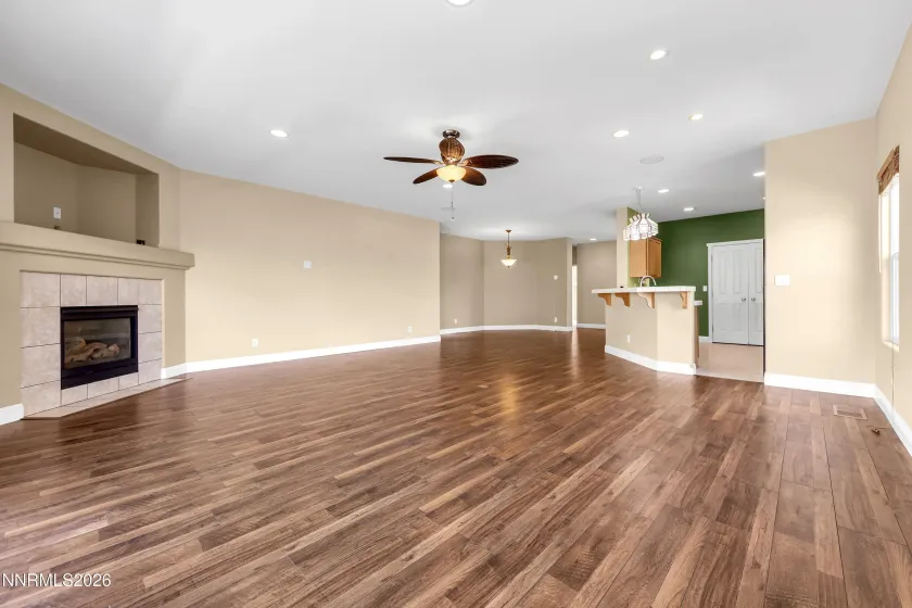 5582 Knoll View, Sparks, Nevada 89436, 3 Bedrooms Bedrooms, ,2 BathroomsBathrooms,Residential,Residential,Knoll View,0,260003482