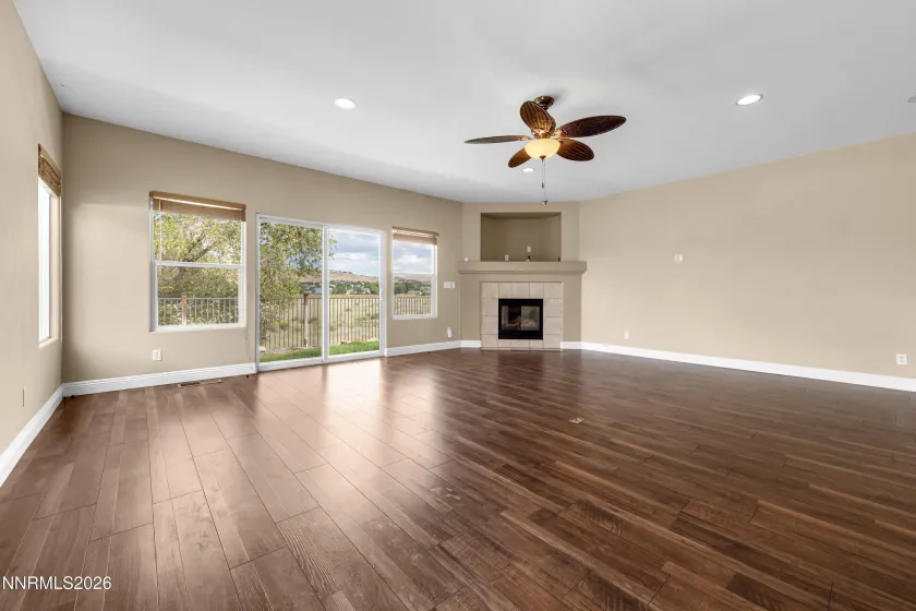5582 Knoll View, Sparks, Nevada 89436, 3 Bedrooms Bedrooms, ,2 BathroomsBathrooms,Residential,Residential,Knoll View,0,260003482