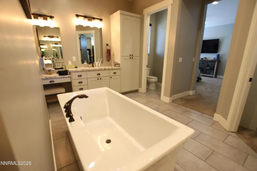 1300 Woody, Fernley, Nevada 89408, 4 Bedrooms Bedrooms, ,4 BathroomsBathrooms,Residential,Residential,Woody,0,260009194
