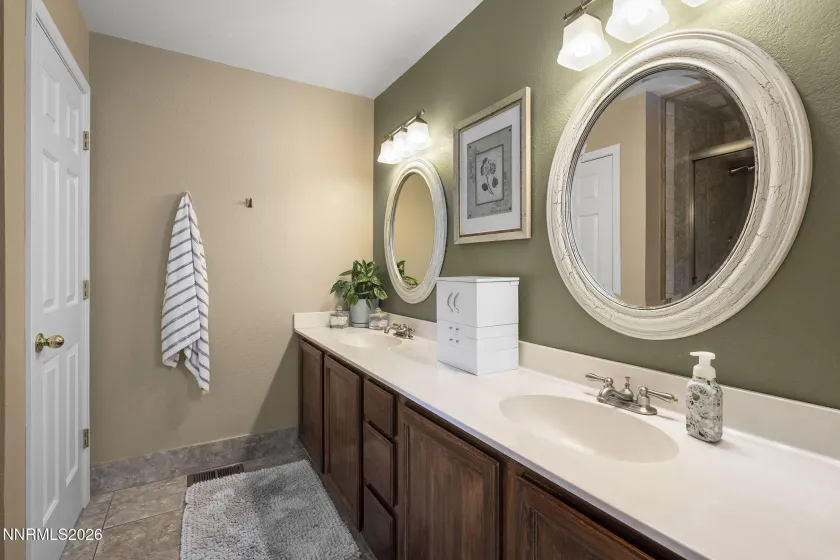 10 Nives, Spanish Springs, Nevada 89441, 3 Bedrooms Bedrooms, ,3 BathroomsBathrooms,Residential,Residential,Nives,0,260009124