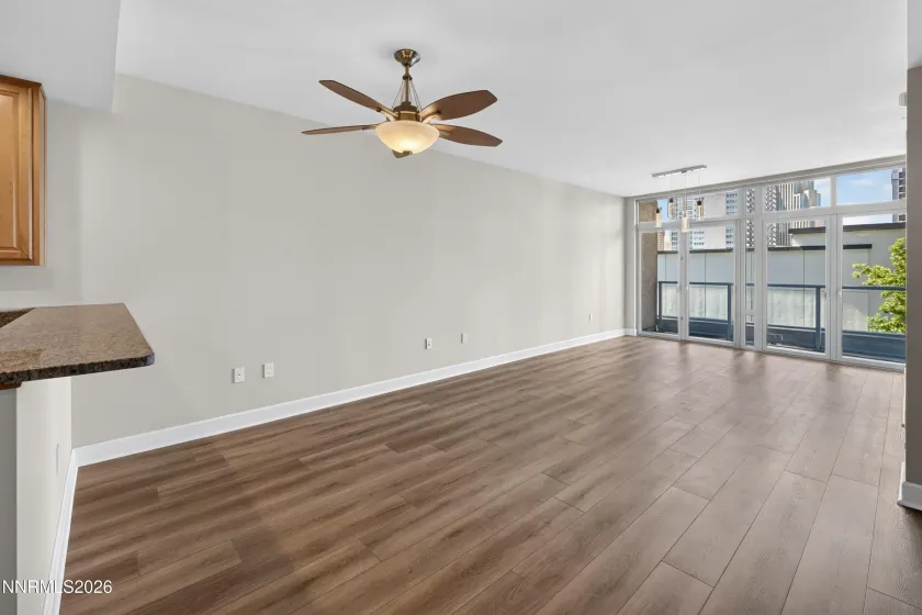 50 Sierra, Reno, Nevada 89501, 1 Bedroom Bedrooms, ,1 BathroomBathrooms,Residential,Residential,Sierra,0,260009125