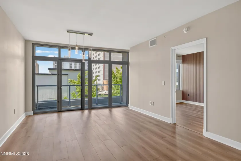50 Sierra, Reno, Nevada 89501, 1 Bedroom Bedrooms, ,1 BathroomBathrooms,Residential,Residential,Sierra,0,260009125