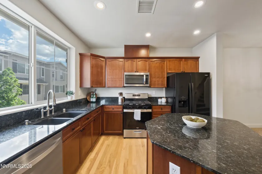3114 Sterling Ridge, Sparks, Nevada 89431, 2 Bedrooms Bedrooms, ,3 BathroomsBathrooms,Residential,Residential,Sterling Ridge,0,260009130