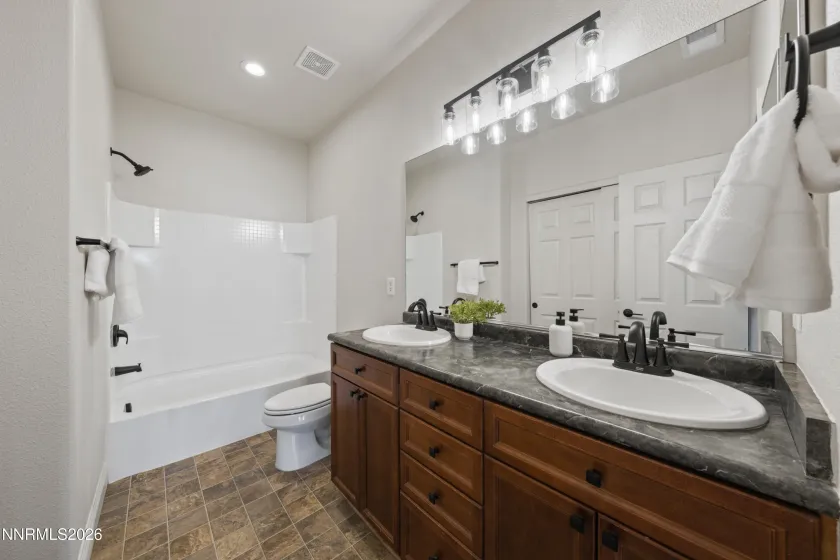 3114 Sterling Ridge, Sparks, Nevada 89431, 2 Bedrooms Bedrooms, ,3 BathroomsBathrooms,Residential,Residential,Sterling Ridge,0,260009130