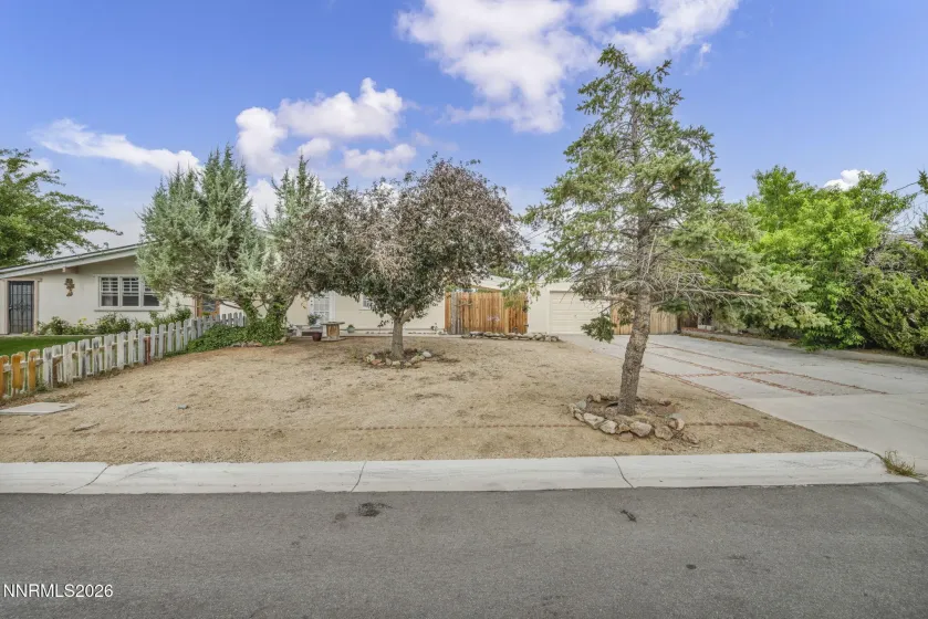 13540 Mount Shasta, Reno, Nevada 89506, 3 Bedrooms Bedrooms, ,1 BathroomBathrooms,Residential,Residential,Mount Shasta,0,260009134